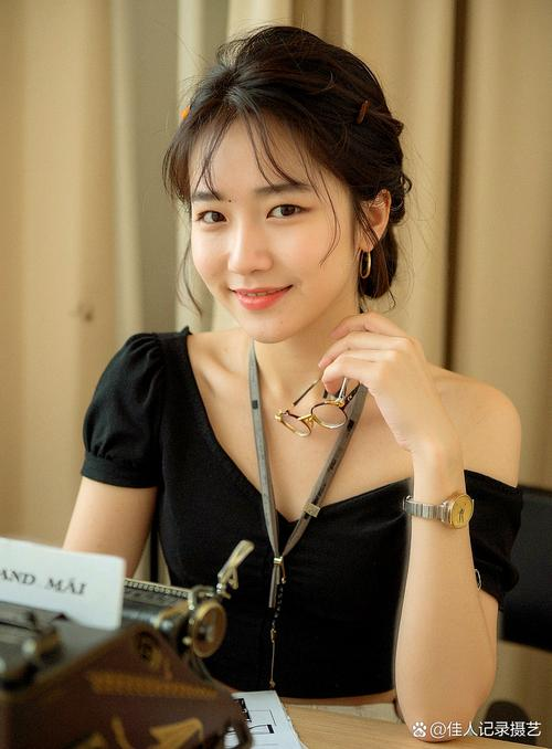 应用下载页面示意图